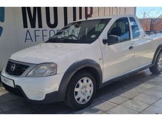 2013 nissan np200 1.6 s