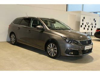 peugeot 308 1.5hdi,130hp,čr,1.nový motor