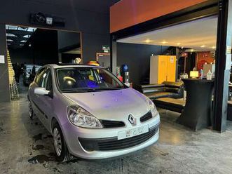 RENAULT CLIO automatique-a-c-radio-cd-5-portes-reg-vit