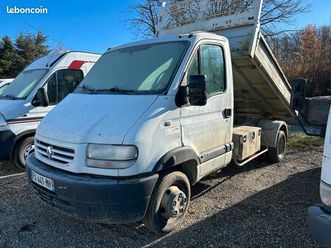 mascott benne 2.8 roues jumellees 110cv 04/2001 235000 kms 6900 euros en l'etat