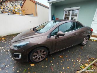 peugeot-308-cc-2-0l-hdi-160-boite-auto-feline