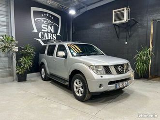 nissan pathfinder 2.5 dci 171 ch 7 places
