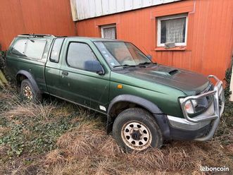 nissan king cab -4x4 -150 000km-2002