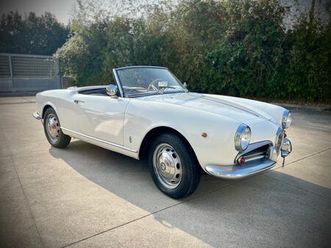 alfa romeo giulietta spider 1.3 litri bialbero - stile pinin farina