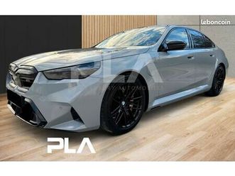 bmw m5 berline 4.4 phev v8 727 + toit pano + 360° + hud + acc + ceramique + iconic glow