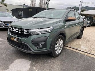 dacia sandero eco-g 100 ch stepway expression - carplay climatisation radar regulateur