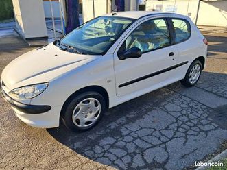 vends peugeot 206 hdi 1.4 diessel pack cd clim