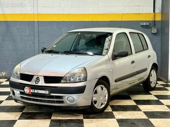 renault clio campus clim / clim / 60ch din / 5 portes / essence