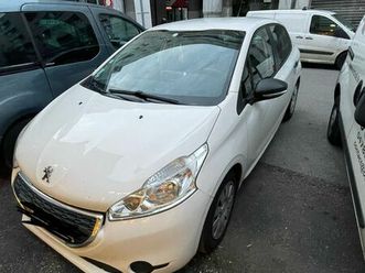 peugeot 208 société