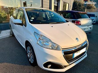peugeot 208 1,6 bluehdi 75 cv bvm5 distri ok