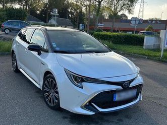 toyota corolla touring sport hybride