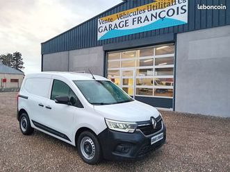 11500 e ht renault express van tce 100-22 confort apple car play et android auto clim radar