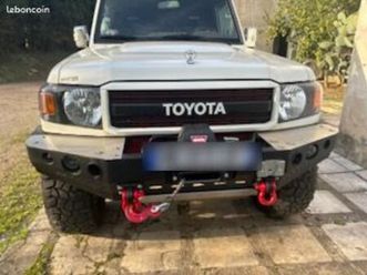 4×4 land curser toyota