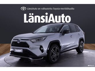 hybrid 2,5 awd-i style