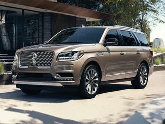 used 2018 lincoln navigator select