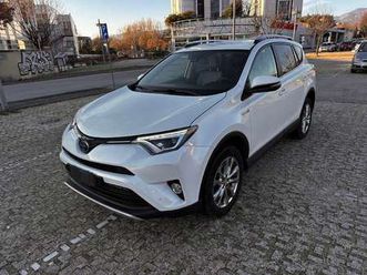 rav4 lounge 2wd