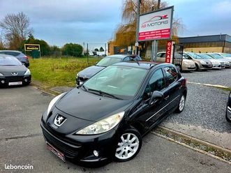 peugeot 207 1.4 hdi 70 cv .5 portes .du 07/2014 avec 103 000 kms .1er main