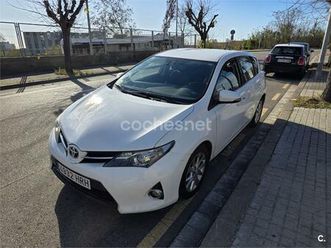 toyota auris 120d advance