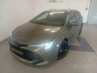 toyota corolla touring sports 1.8 hybrid style