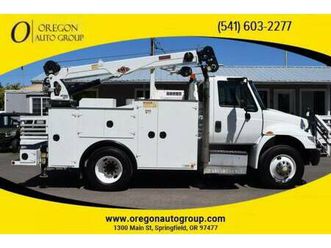 2016 international 4400 mechanics service truck -9.5k lb crane, vanair