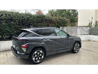 hyundai kona elettrica exclusive 64,8 kwh hp tp