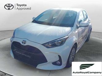 yaris 1.5 hybrid 5 porte active