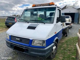 IVECO DAILY 35 iveco-daily-ii-35-12-2-5-td-chassis-cabine-court-116cv
