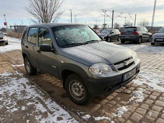 chevrolet niva einmalig