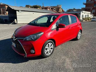 toyota yaris 1.0 5 porte active solo 48 mila km !