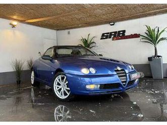 alfa romeo spider 2.0