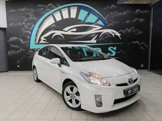 TOYOTA PRIUS prius-hybrid-executive