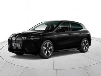 xdrive50 pacchetto sportivo