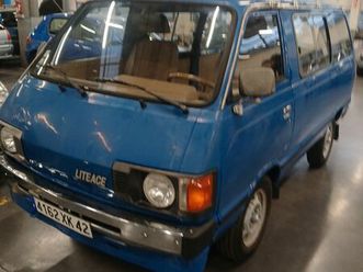 toyota liteace van