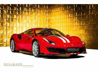 ferrari 488 pista + carbon fiber lift camera