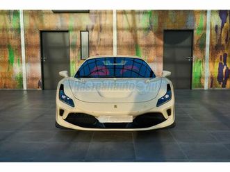 ferrari f8 tributo /avorio/lift/camera/scuderia/carbon