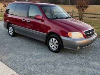 2005 kia sedona ex minivan (1 owner)