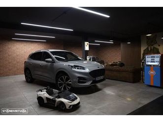 ford kuga 2.5 phev st-line x