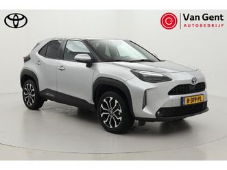 toyota yaris cross 1.5 hybrid first edition | trekhaak | adaptive cruise | apple carplay / android auto | parkeersensoren | navigatie | keyless