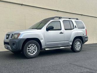 2011 nissan xterra s these thing are getting harder to find in good...