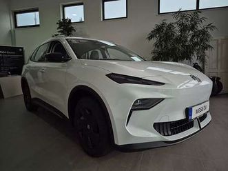 mg mgs5 ev comfort 64 kwh long range