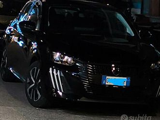 peugeot 208 black edition, nuova versione
