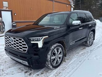 toyota sequoia * capstone * carfax * без първоначална вноска