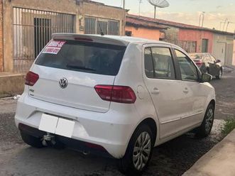 volkswagen fox comfortline 1.0 flex 8v 5p 2015