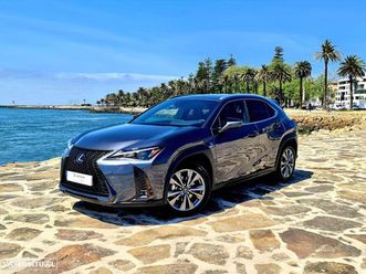 lexus ux 250h sport