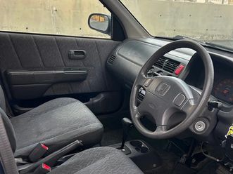 honda logo 1,2l 2000