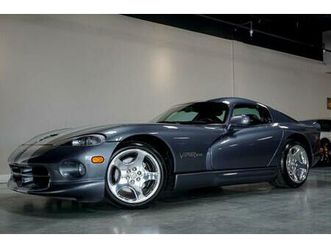 used 2000 dodge viper *viper gts* *steel gray* *silver stripes* *only 15k miles*
