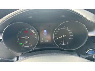 toyota c-hr . novembro/20