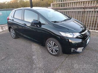 honda jazz km 76000 -2017