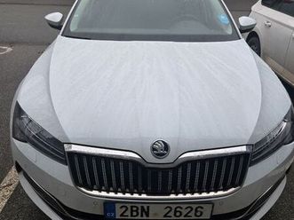 prodám škodu superb r.v.2021