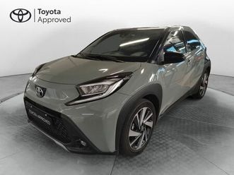 toyota aygo x 1.0 vvt-i 72 cv 5 porte limited air del 2024 usata a curno